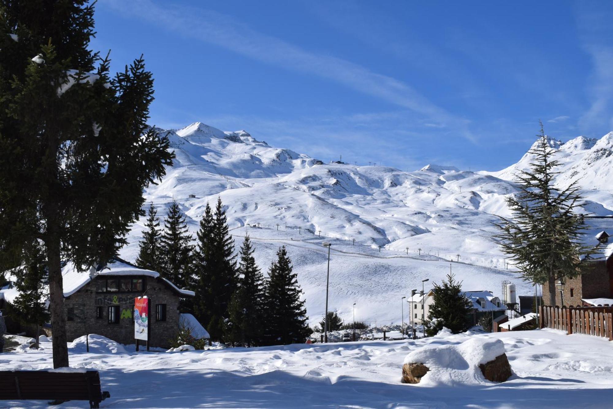 Ventanal De Saras Petfriendly Garaje Trastero Y Chimenea - Arafita Apartamentos Panticosa Exteriör bild