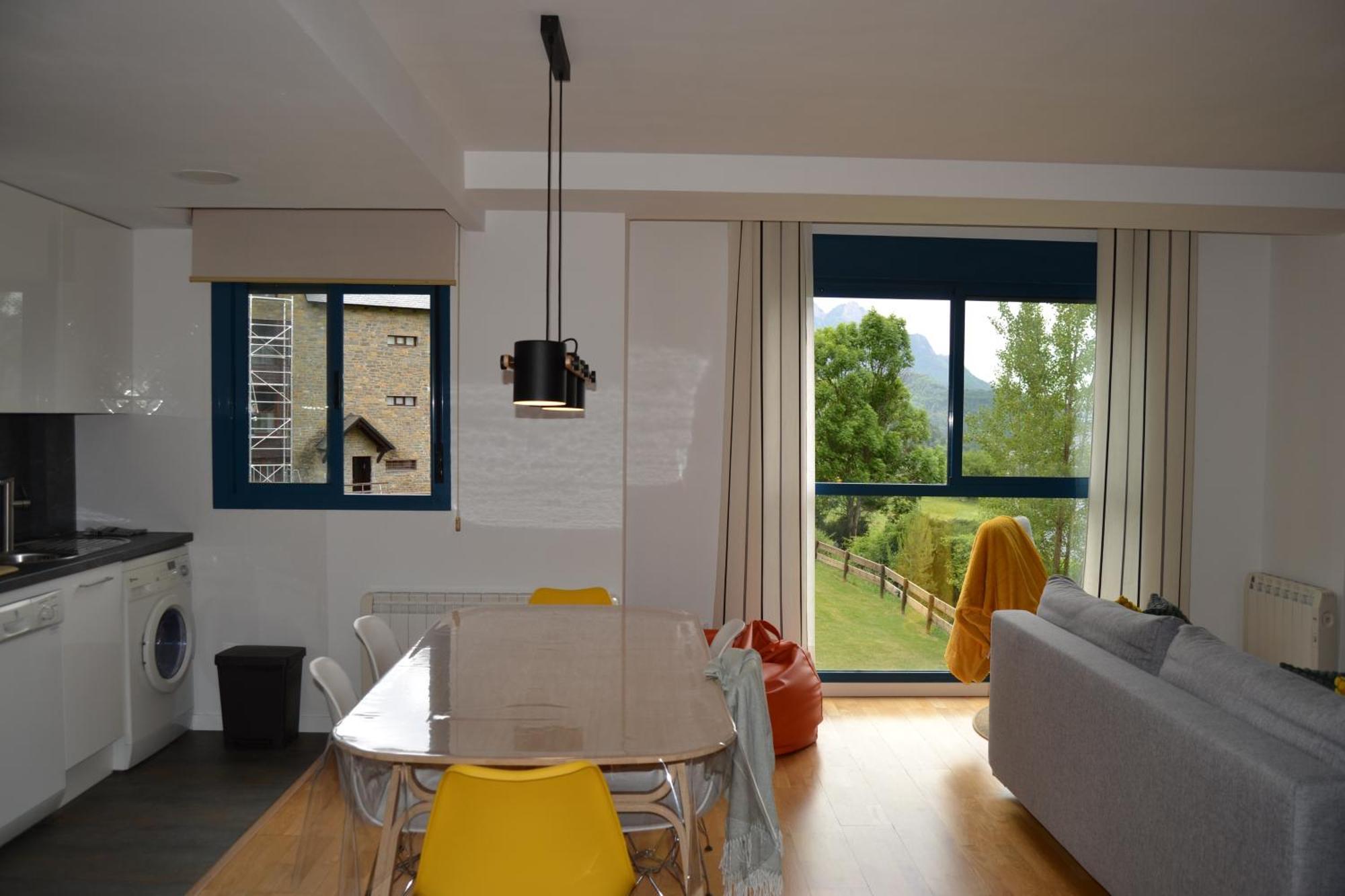 Ventanal De Saras Petfriendly Garaje Trastero Y Chimenea - Arafita Apartamentos Panticosa Exteriör bild