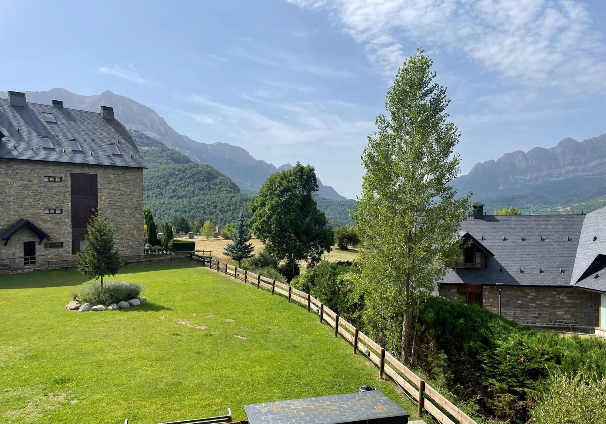Ventanal De Saras Petfriendly Garaje Trastero Y Chimenea - Arafita Apartamentos Panticosa Exteriör bild