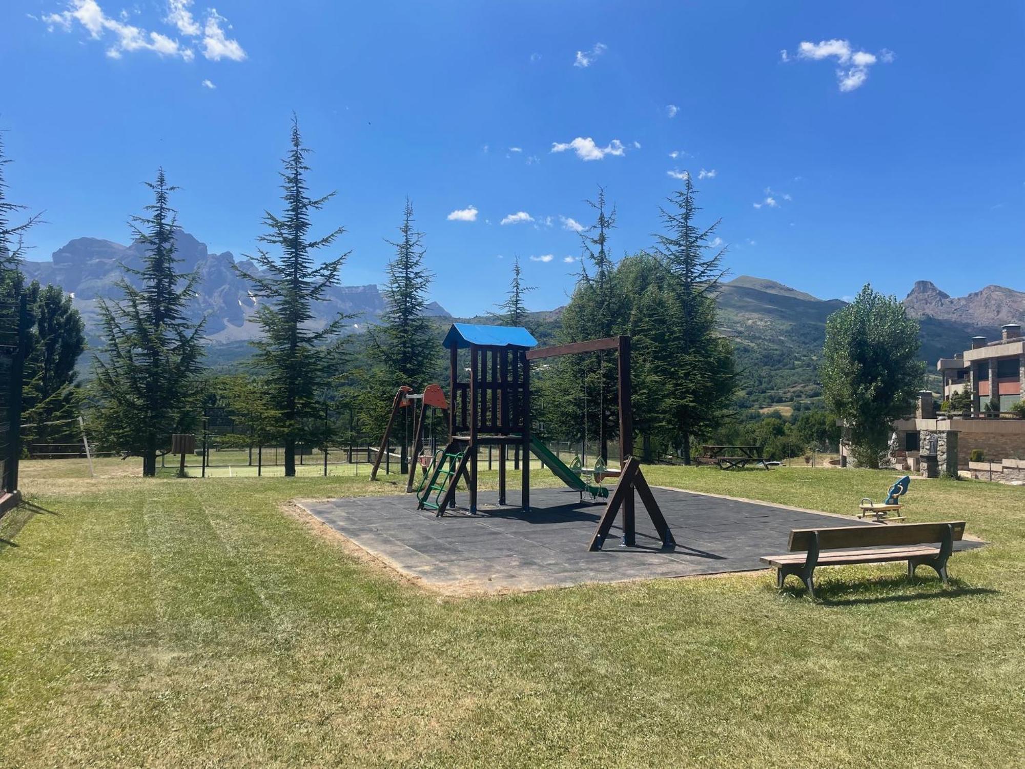 Ventanal De Saras Petfriendly Garaje Trastero Y Chimenea - Arafita Apartamentos Panticosa Exteriör bild